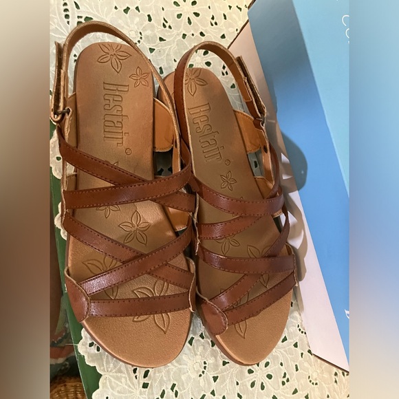 NIB Bestair Strappy Vegan “Leather” Sandals women size 9 Boho Brown Tan - Picture 8 of 9